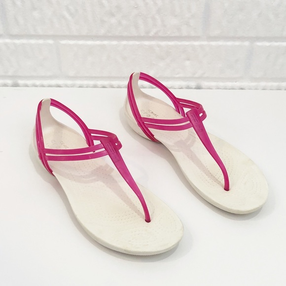 white jelly flip flops